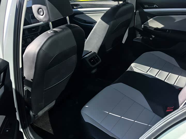 Фото 9 - Volkswagen Bora