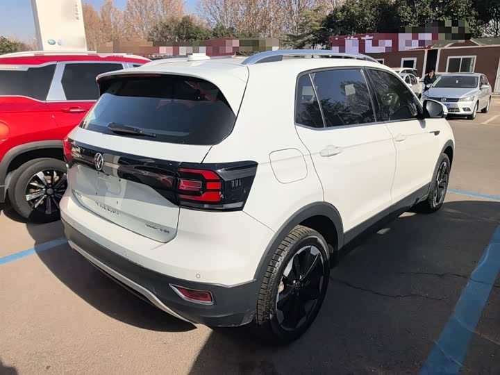 Фото 7 - Volkswagen Tacqua