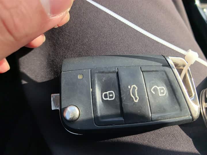 Фото 9 - Volkswagen Tacqua