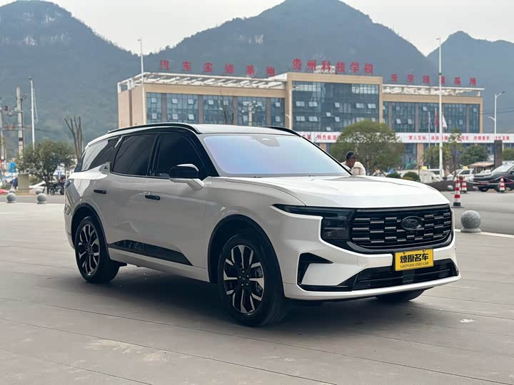 Фото 3 - Ford Edge