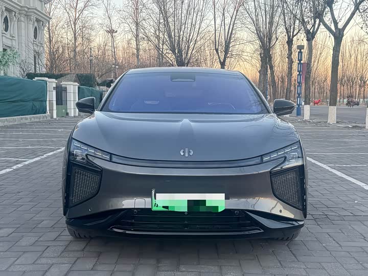 Фото 2 - HiPhi X