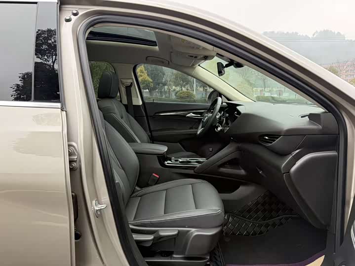 Фото 4 - Buick Envision Plus