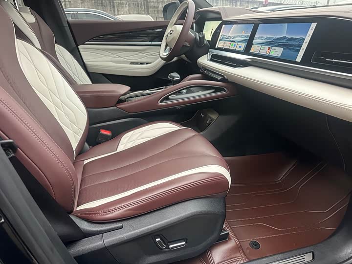 Фото 8 - Geely Monjaro