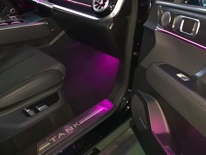 Фото 8 - Tank 400 Hybrid