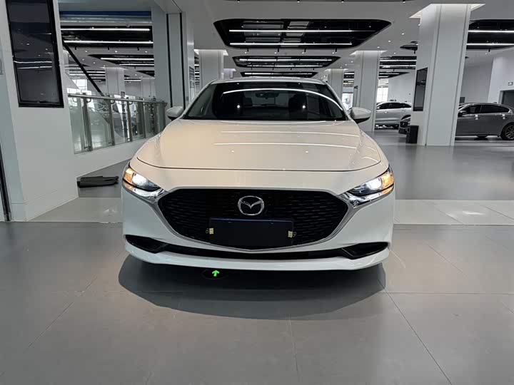 Фото 2 - Mazda 3 (Axela)