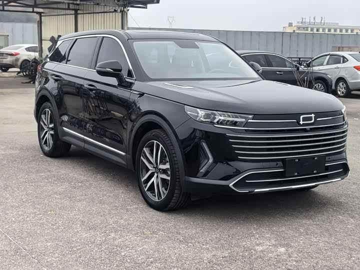 Фото 2 - Bestune T99