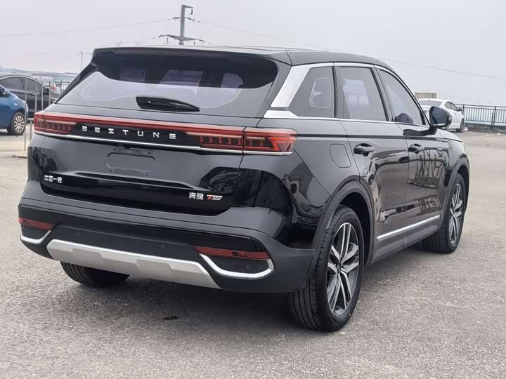 Фото 9 - Bestune T99