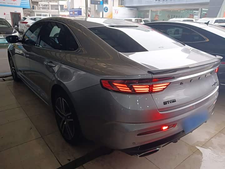 Фото 5 - Geely Preface