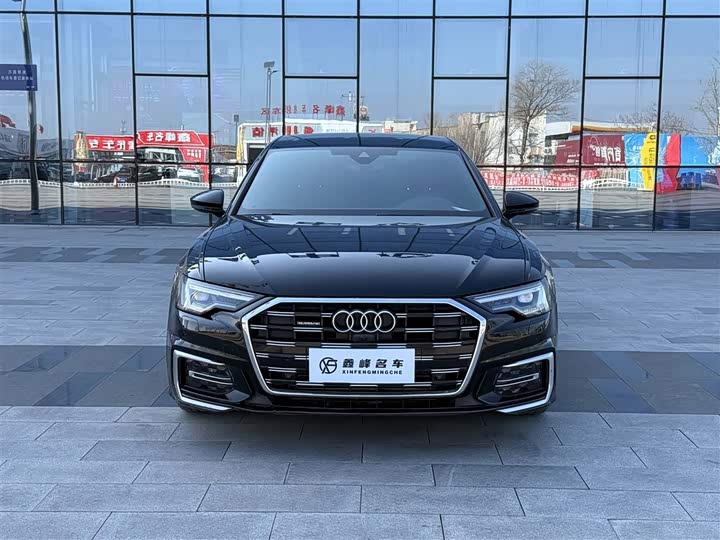 Фото 2 - Audi A6L
