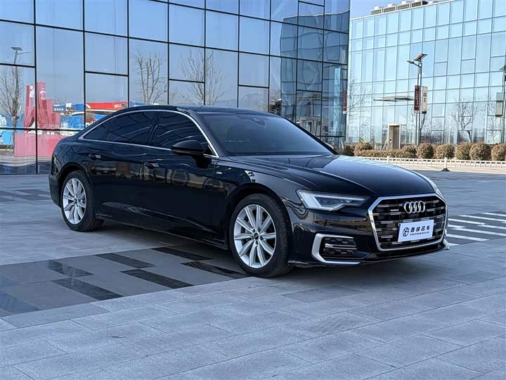 Фото 3 - Audi A6L