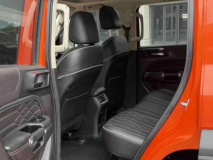 Фото 8 - Tank 300