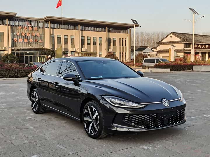 Фото 3 - Volkswagen Lamando L