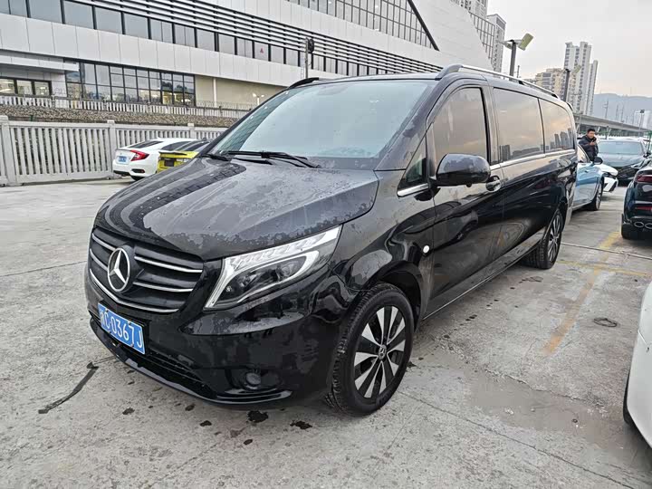 Фото 1 - Mercedes-Benz Vito