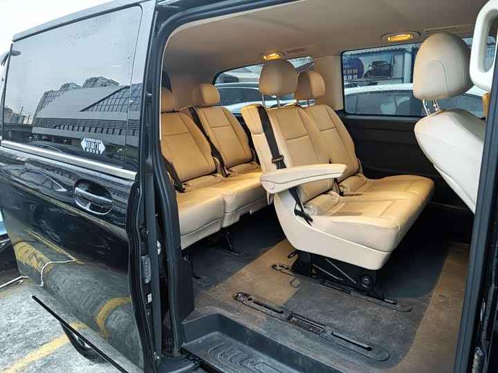 Фото 4 - Mercedes-Benz Vito