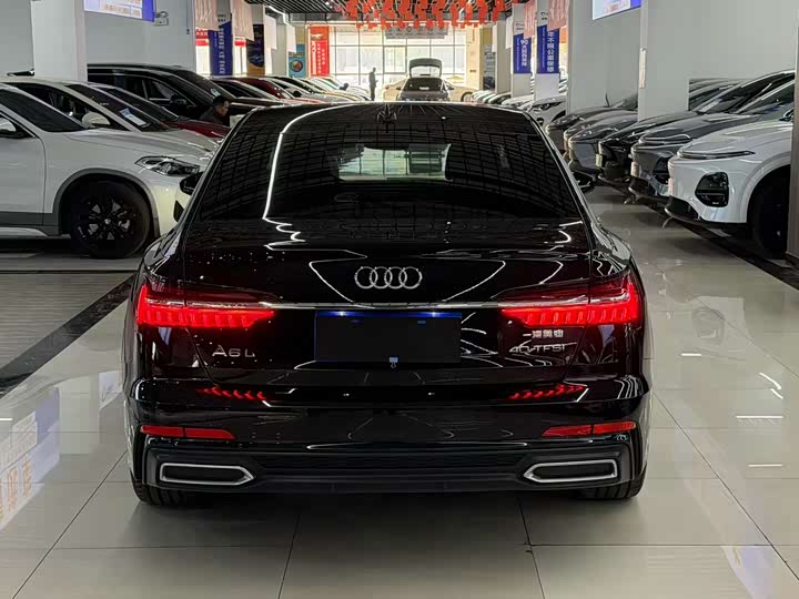 Фото 3 - Audi A6L