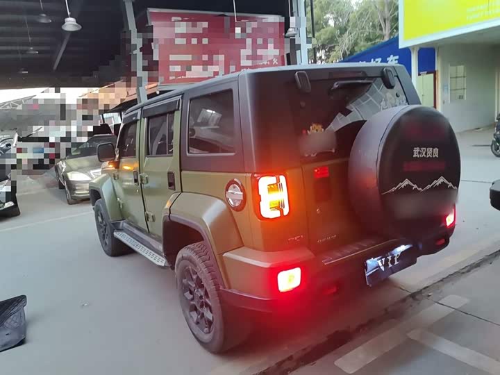 Фото 5 - BAIC Beijing BJ40