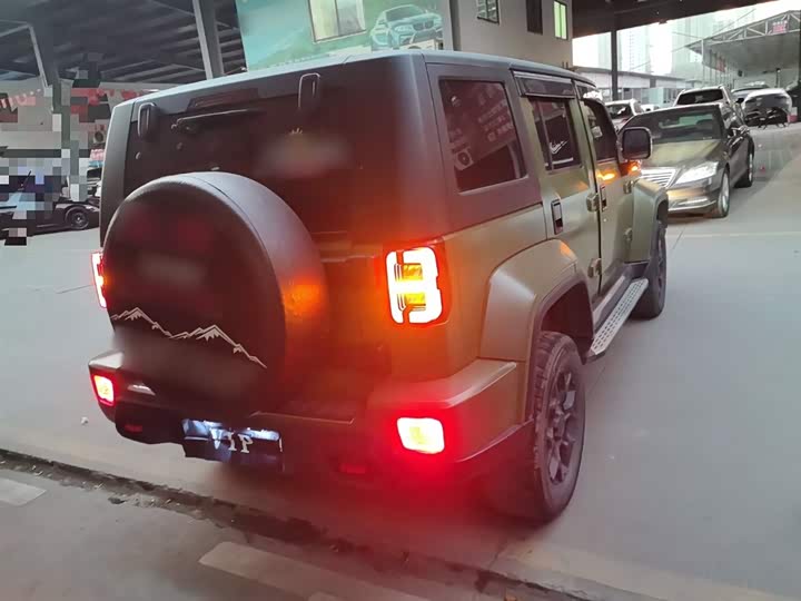 Фото 7 - BAIC Beijing BJ40