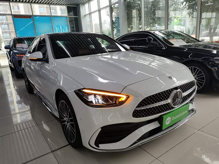 Фото 4 - Mercedes-Benz C-Class