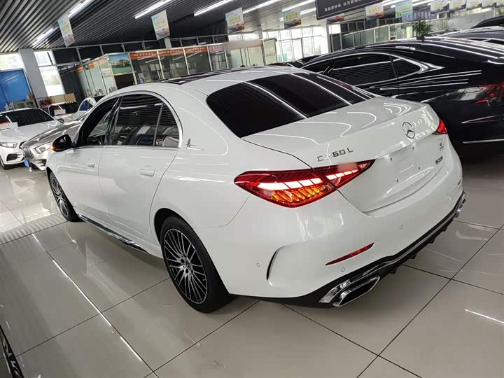 Фото 5 - Mercedes-Benz C-Class