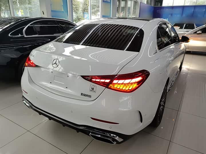 Фото 7 - Mercedes-Benz C-Class