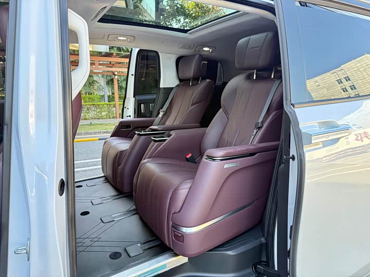 Фото 5 - Buick GL8 Century