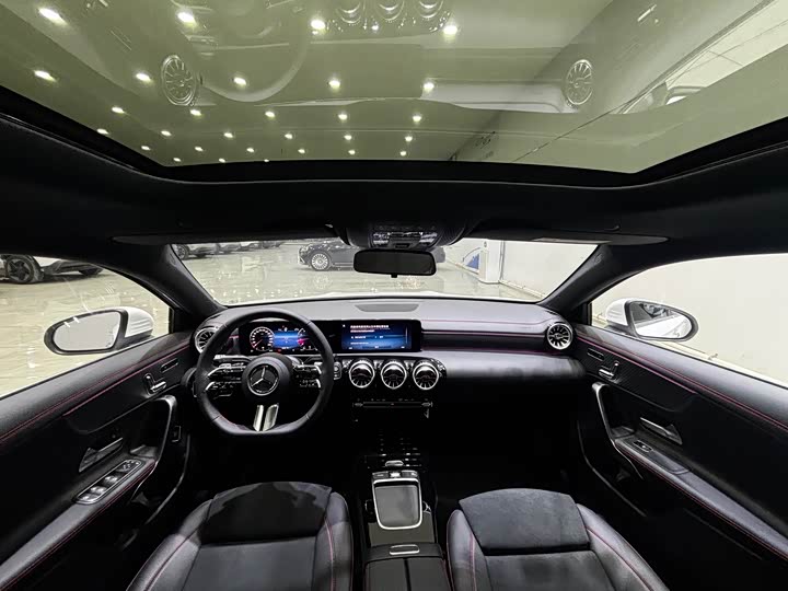 Фото 6 - Mercedes-Benz A-Class