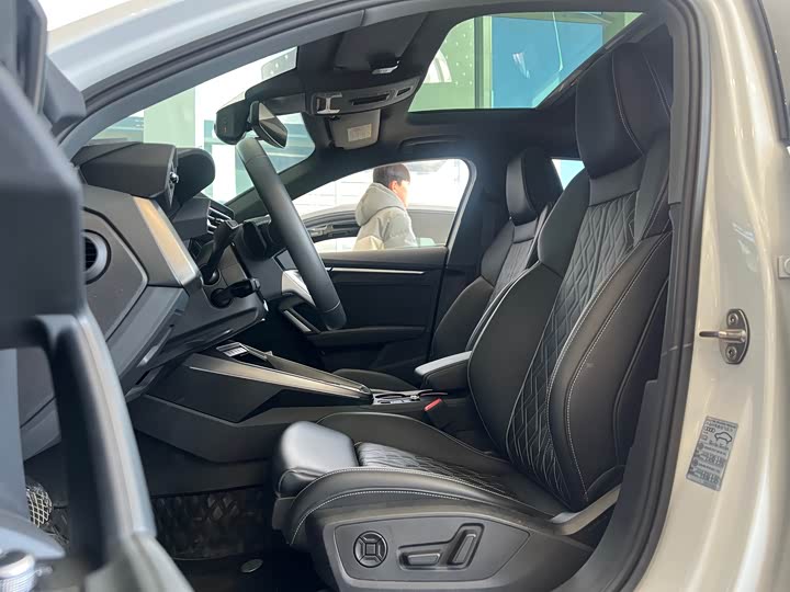 Фото 4 - Audi A3