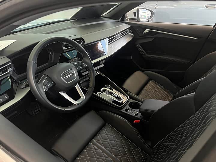 Фото 5 - Audi A3
