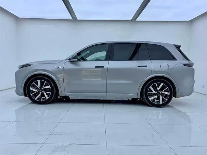 Фото 3 - LiXiang L8