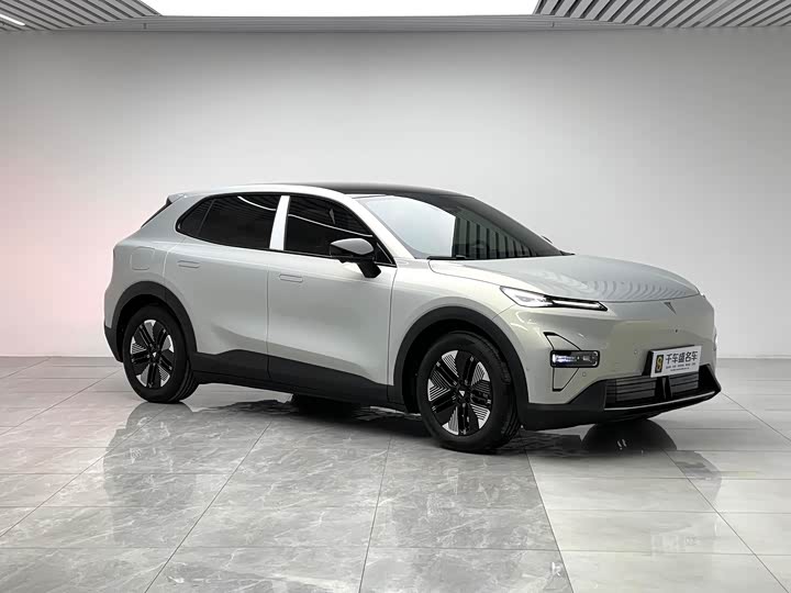 Фото 3 - Changan Deepal S05