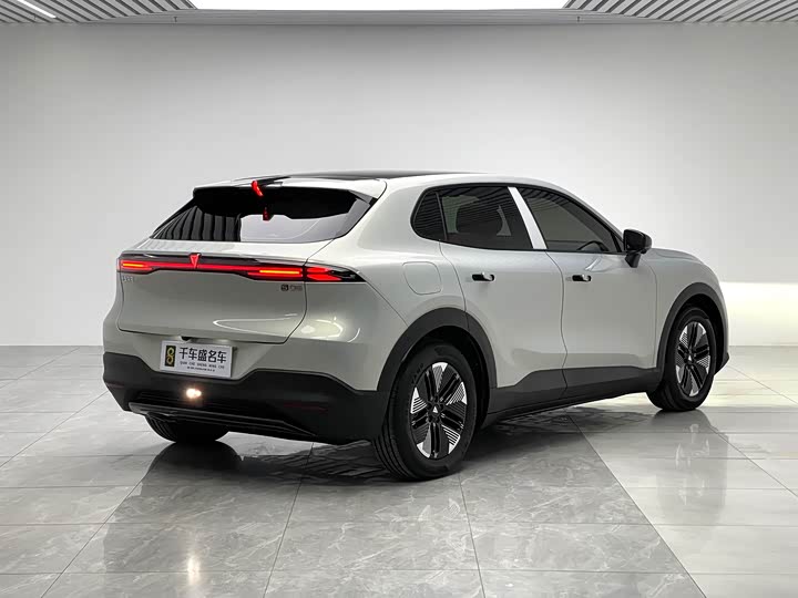 Фото 6 - Changan Deepal S05