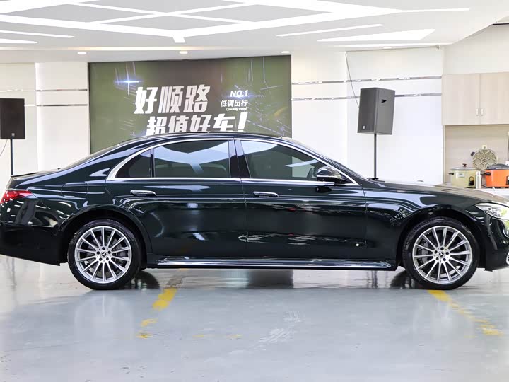 Фото 5 - Mercedes-Benz S-Class