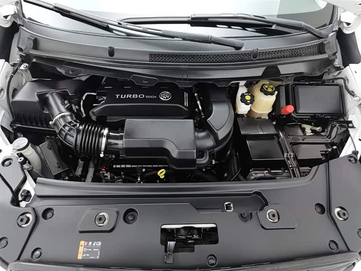 Фото 6 - Buick GL8 ES