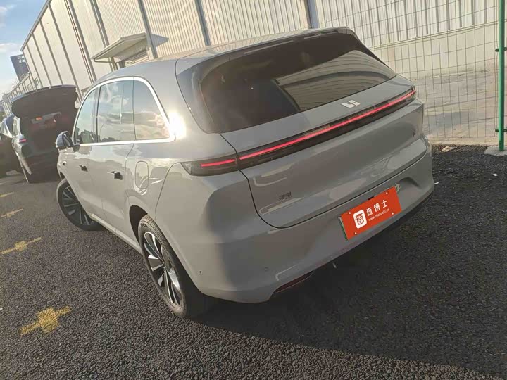 Фото 8 - LiXiang L6