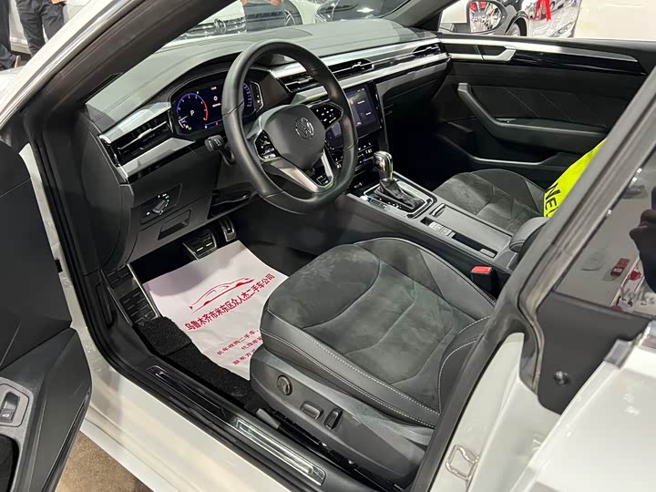 Фото 9 - Volkswagen CC