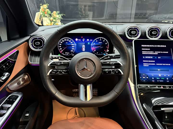 Фото 7 - Mercedes-Benz GLC-Class