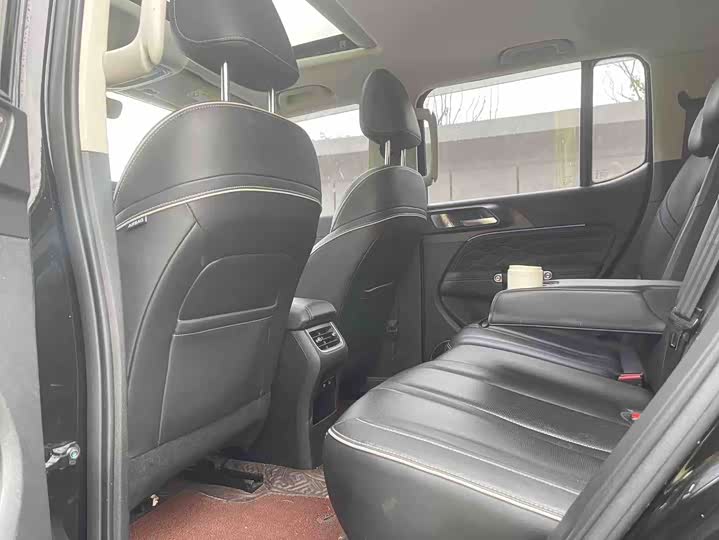 Фото 6 - Tank 300