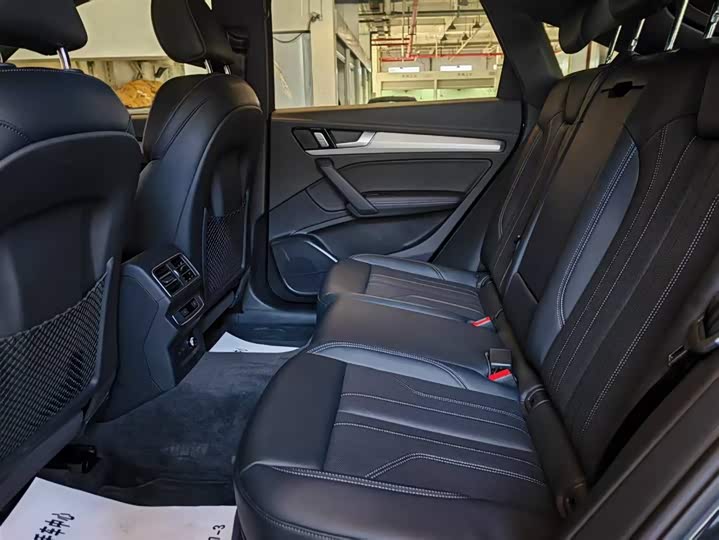 Фото 4 - Audi Q5L Sportback