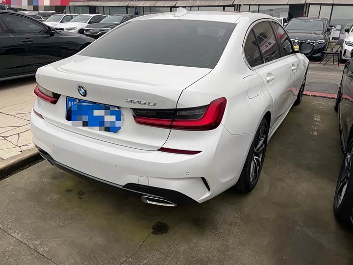 Фото 9 - BMW 3 Series