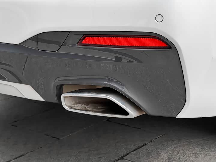 Фото 9 - BMW 5 Series