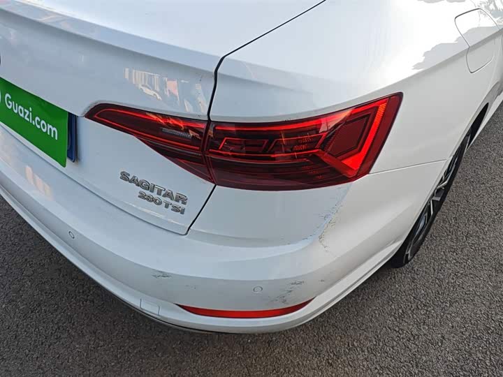 Фото 8 - Volkswagen Sagitar L