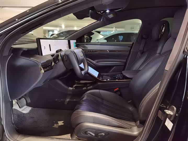 Фото 4 - IM motors L7