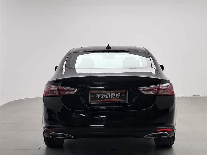 Фото 4 - Chevrolet Malibu XL