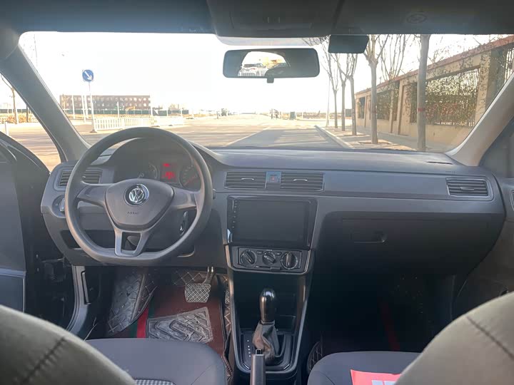 Фото 8 - Volkswagen Santana