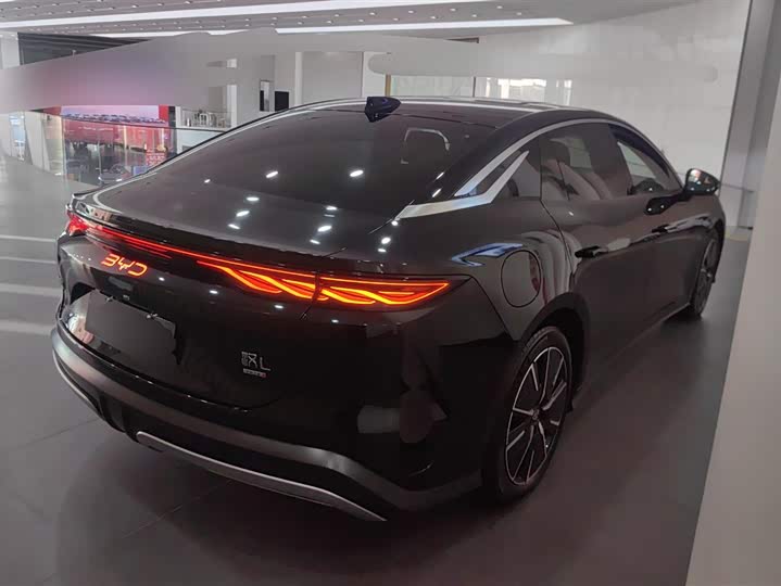 Фото 3 - BYD Han L