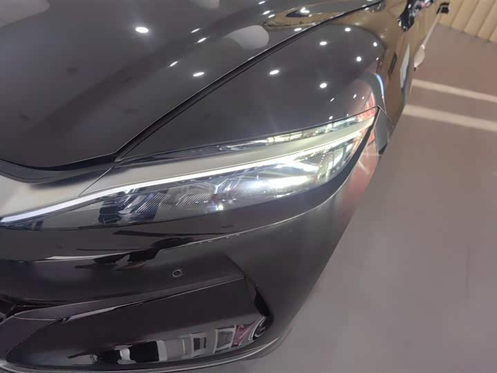 Фото 5 - BYD Han L