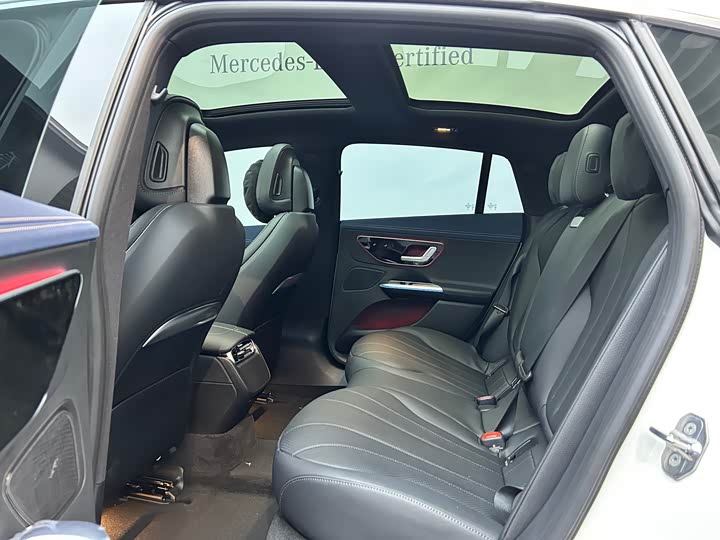 Фото 9 - Mercedes-Benz EQE