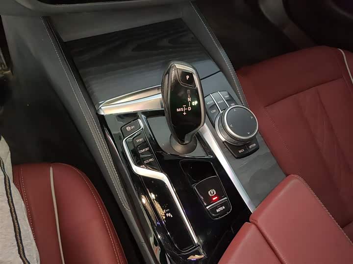 Фото 7 - BMW 5 Series