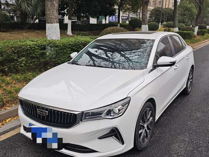 Фото 3 - Geely Emgrand