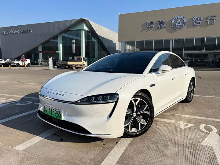 Фото 1 - Luxeed S7